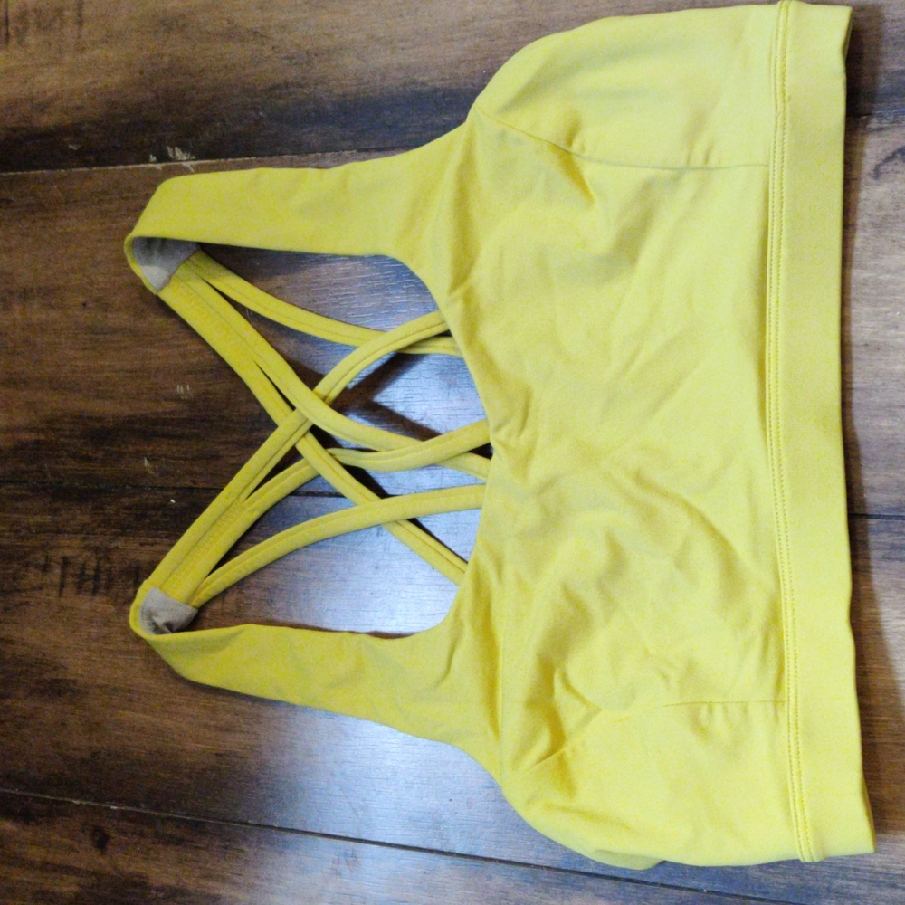 lululemon free to be serene bra